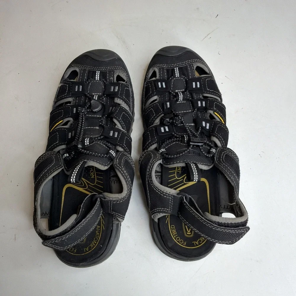 Keen Rialto Size 9 Black Waterproof Hiking Sport Sandals Water Shoe KTH